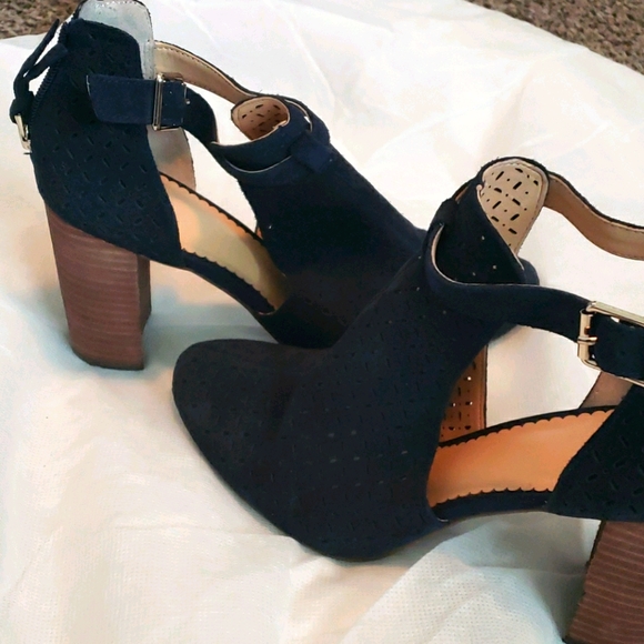 Suede Shoes - Picture 1 of 1